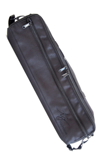 Flute: Case Cover: B Foot: Black: Trevor James